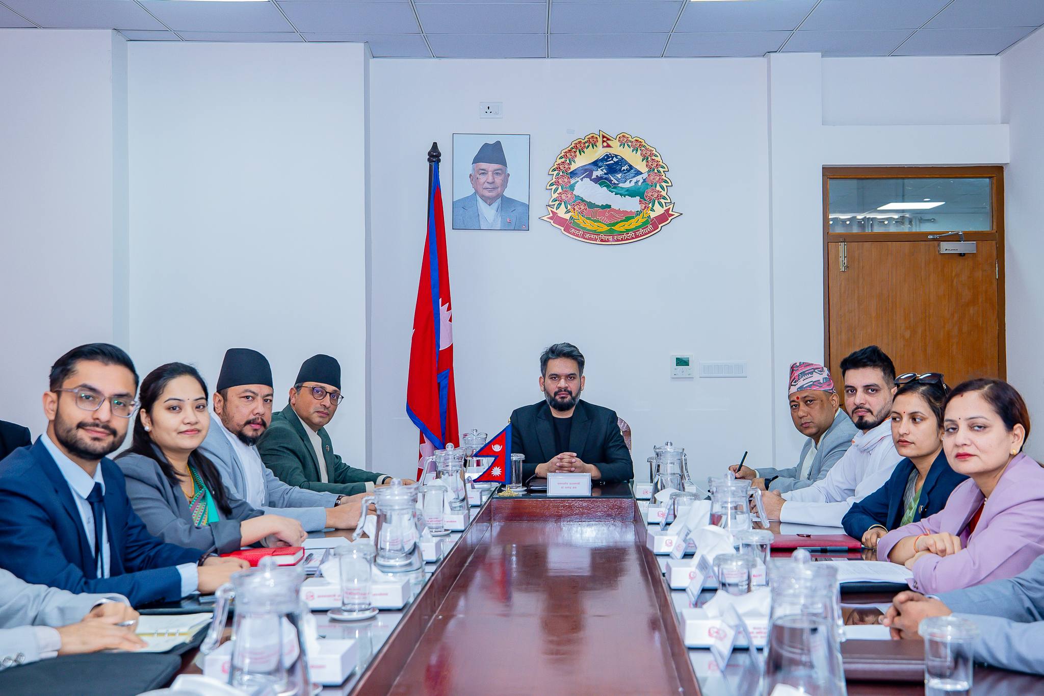 सरकारी फजुल खर्चमा लगाम