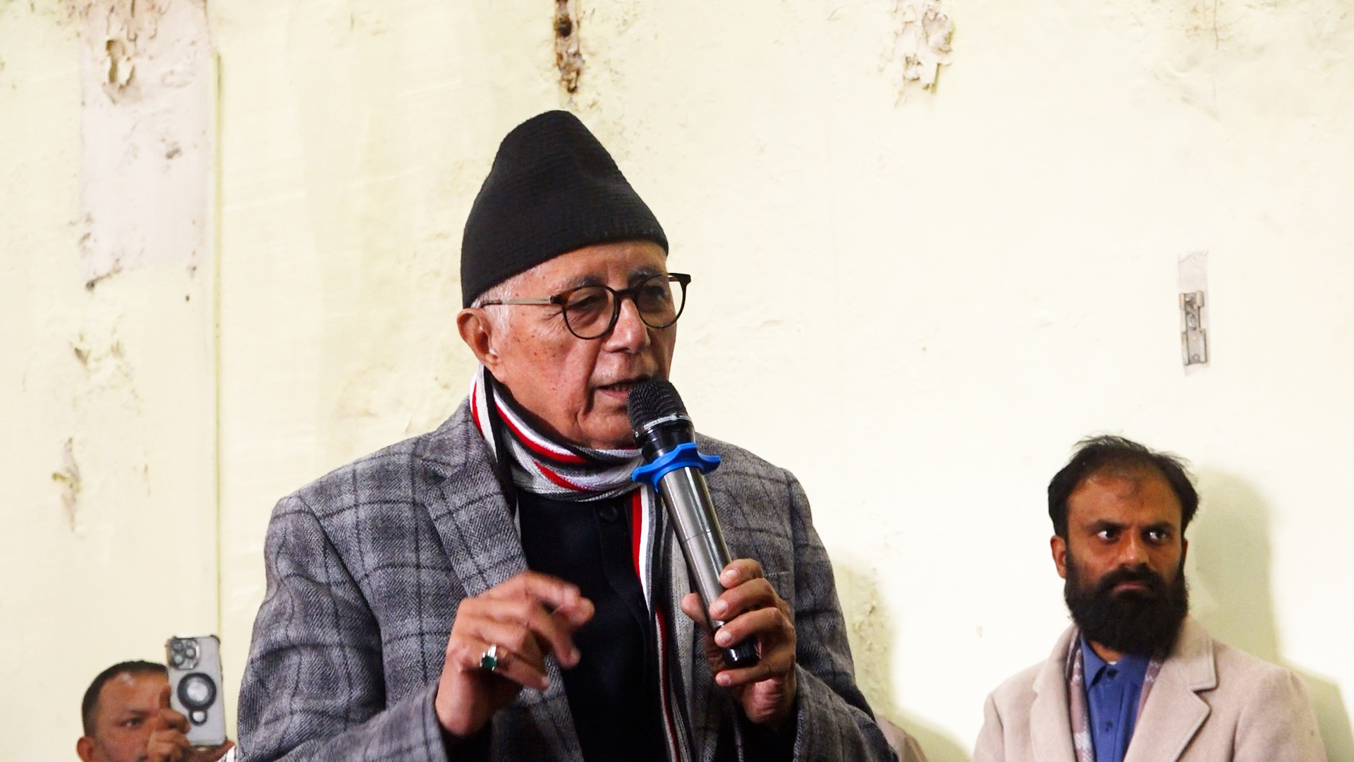 कुनैपनि पदाधिकारी वा व्यक्तिलाई विशेष महाधिवेशन बोलाउने अधिकार छैन :  डा. शेखर कोइराला