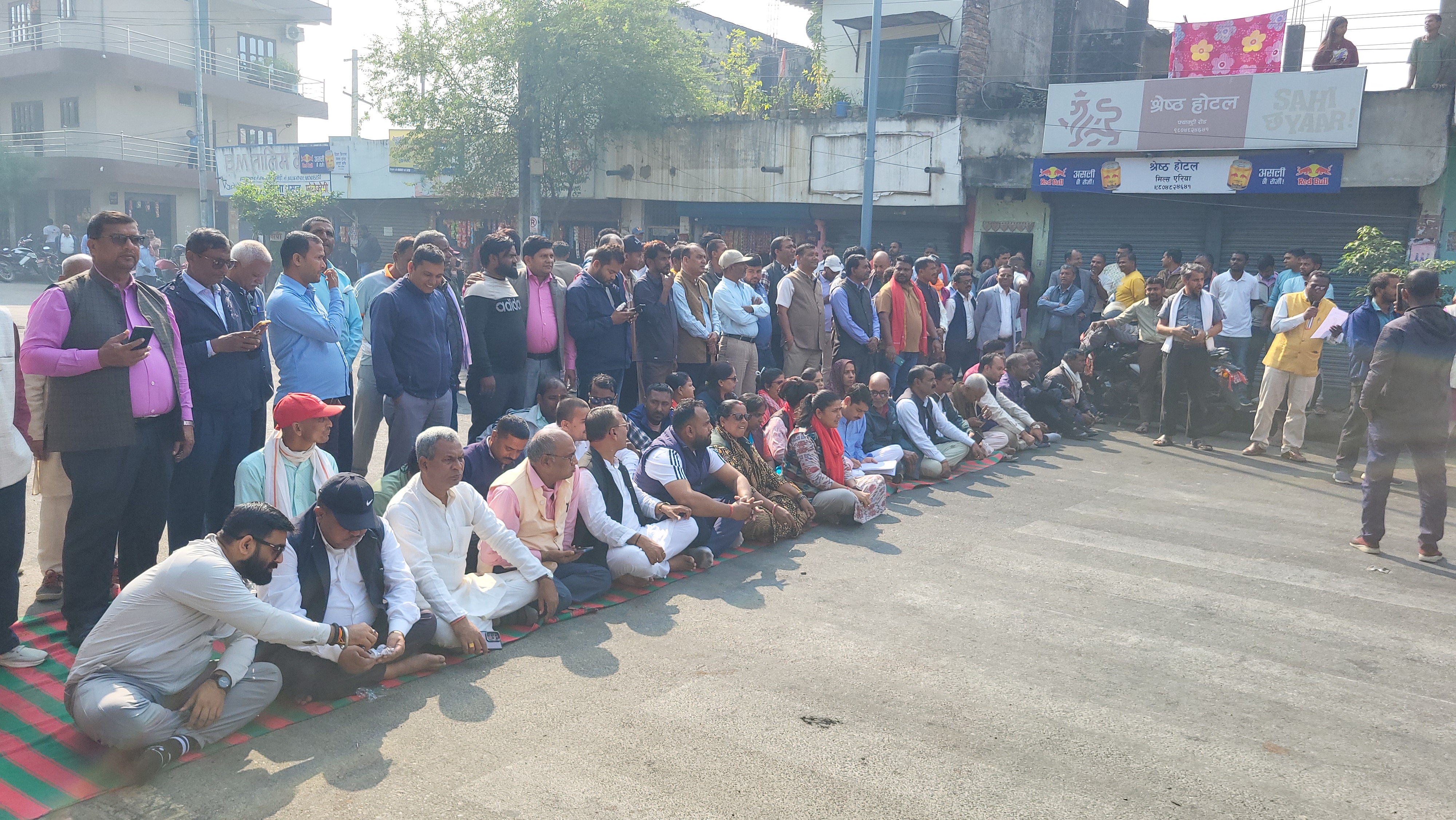 जनकपुरधाममा सात राजनितिक दलको विरोध प्रदर्शन सुरु