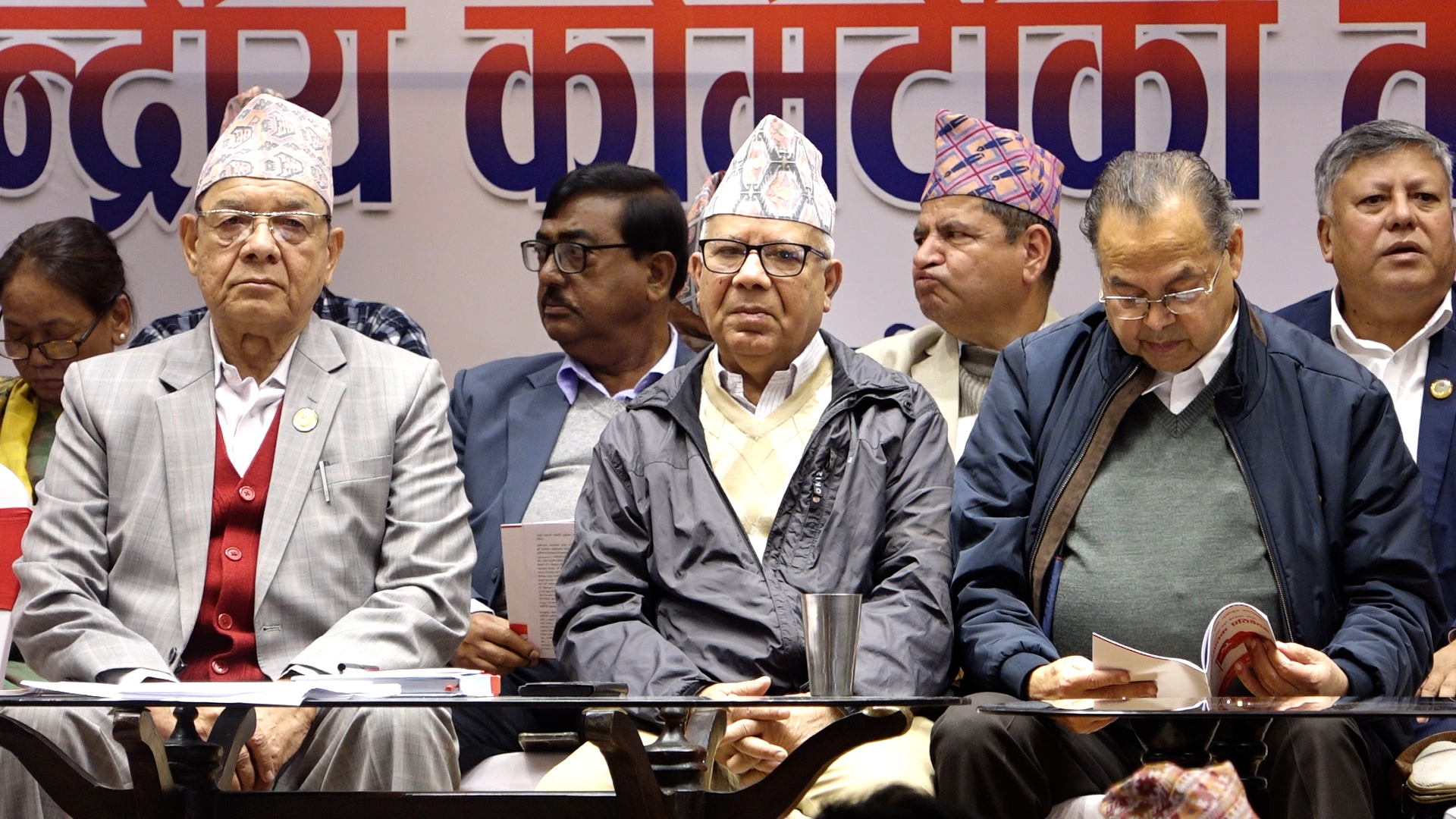 कम्युनिस्ट एकताको आवश्यकता छ तर स्पष्ट आधार बिना सम्भव छैन : माधव नेपाल