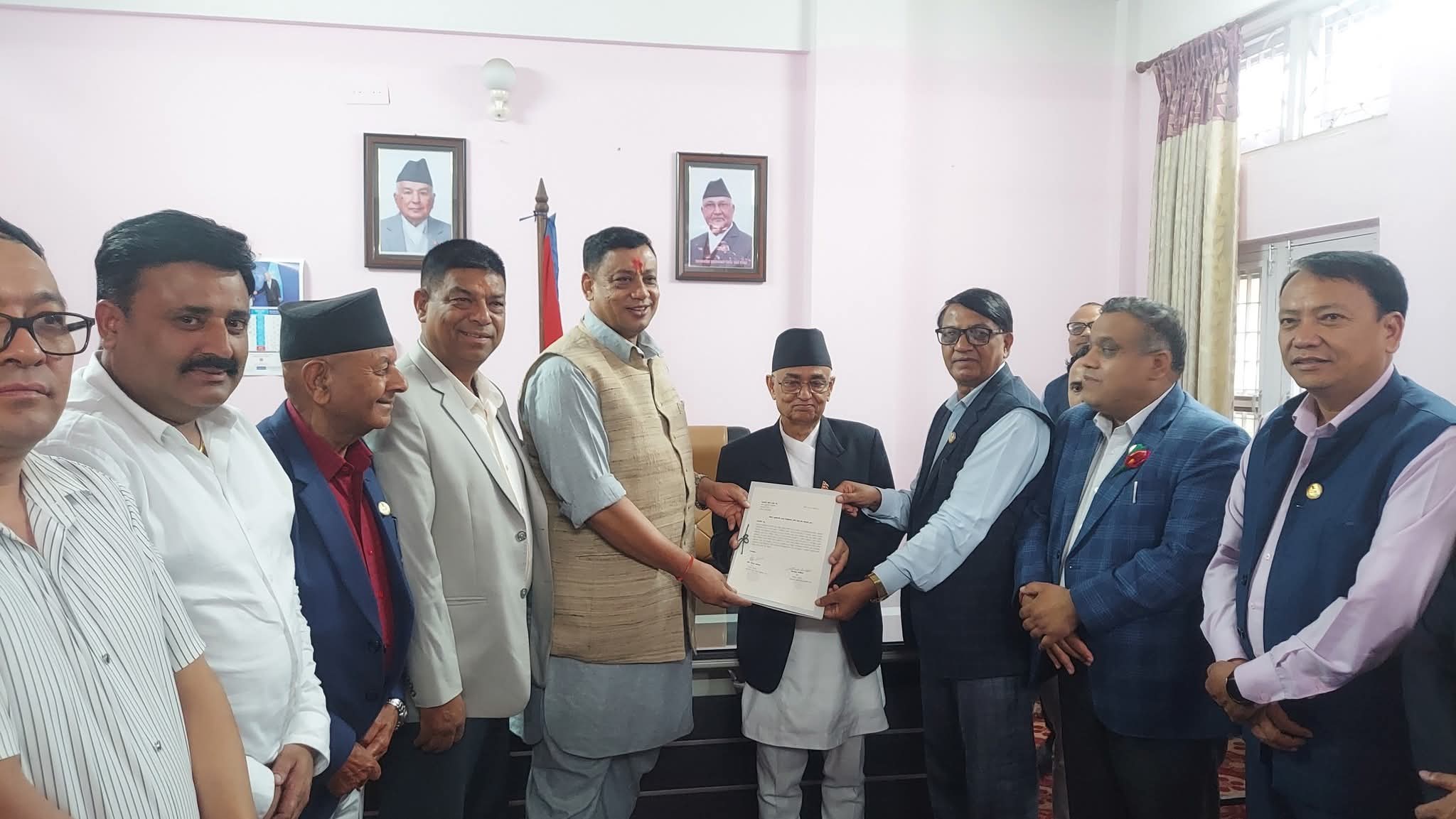 बानियाँको नेतृत्वमा बागमती प्रदेशको मुख्यमन्त्री पदको दावी पेश