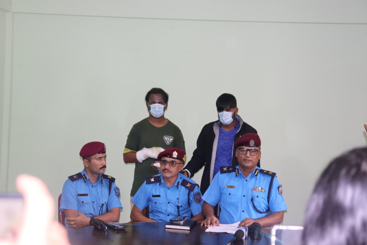 सुन कारोबारको बहानामा हत्या : शव पुलमुनी गाडियो, गाडी जलाइयो