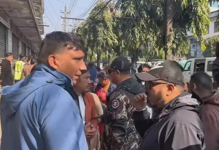 हेटौंडामा सडक विस्तार विवाद : सटर नखोली आन्दोलनमा सहभागी हुन आग्रह