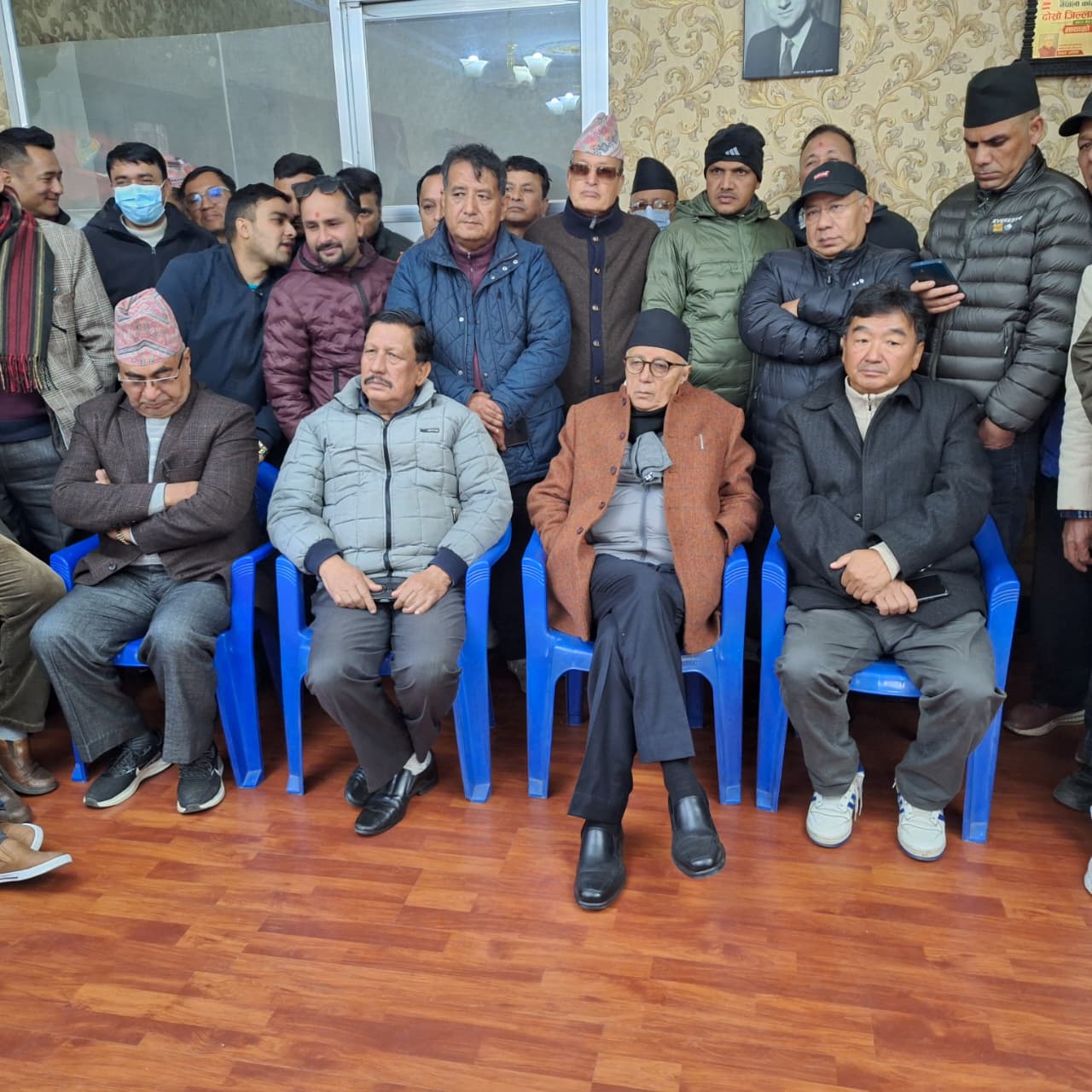 विशेष महाधिवेशन केन्द्रीय समितले आब्हान गर्नुपर्छ : डा. शेखर कोइराला