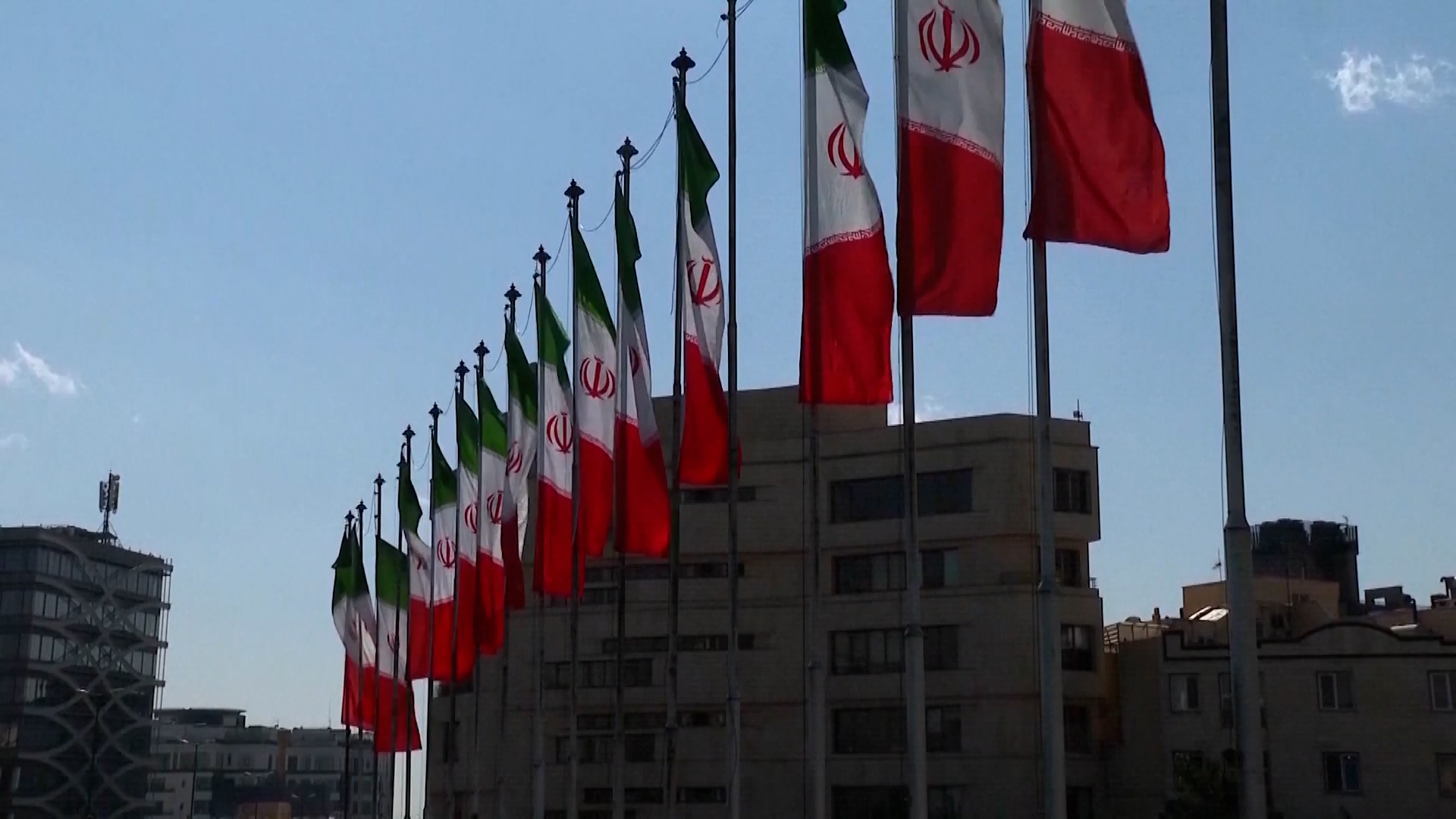 गाजाको शान्ति सम्मेलनमा प्यालेस्टिनी राष्ट्रपति अब्बास सहभागी हुँदै