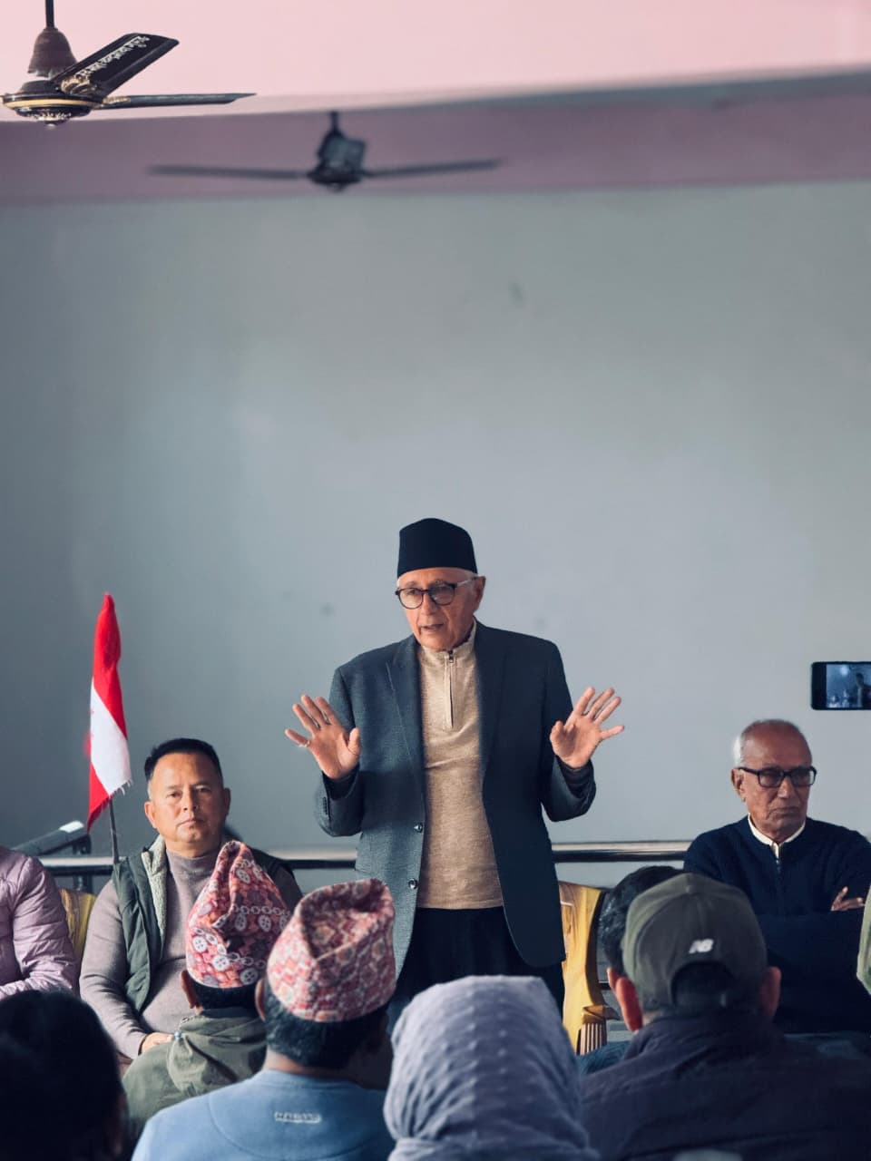 शेखर कोइराला भन्छन्- 'फुटबाट पार्टी जोगाउन मैले मध्यमार्गी धार अपनाएको हो'