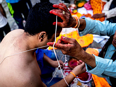 आज जनैपूर्णिमा, रक्षाबन्धन धारण गरेर मनाइँदै