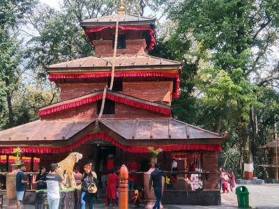 चैत्र नवरात्र सुरु, बागलुङ कालिकामा विशेष पूजा
