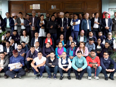 सङ्घीय निजामती सेवा ऐन प्रसव वेदनामा छट्पटाइरहेको छ : अध्यक्ष भवानी