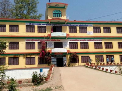 शिक्षक आन्दोलनले सामुदायिक विद्यालय सुनसान