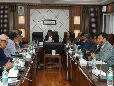 जीर्ण आयोजनाको ठेक्का तोडिने, संसद भवन पुसभित्रै सक्नुपर्ने