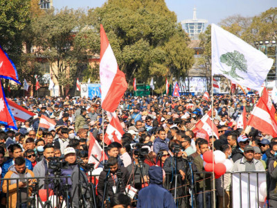 विशेष महाधिवेशन उद्घाटनअघि कांग्रेसको र्याली (तस्बिरहरु)