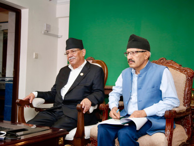 पार्टीप्रतिको सकारात्मक माहोललाई संगठनमा बदल्न प्रचण्डको निर्देशन