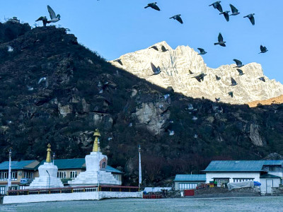 पर्यटकको रोजाइमा हरित उपत्यका खुम्जुङ