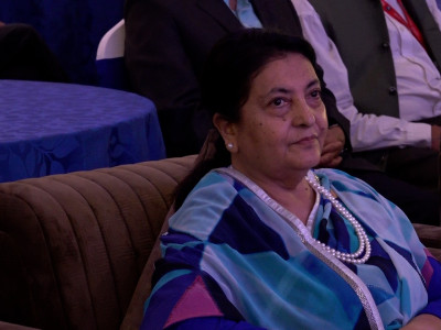 समृद्धि मुठ्ठीभर मानिसका लागि मात्र होइन, आम जनताका लागि हुनुपर्छ : पूर्वराष्ट्रपति