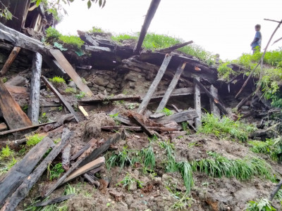 बर्षाका कारण मुगुमा नौं घर भत्किए, पीडितको विचल्ली