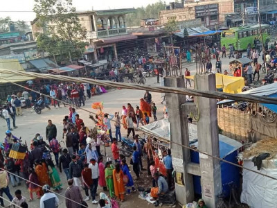 भारतीय बजारमा नेपालीको चहलपहल, नेपाली बजार भने सुनसान