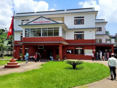 बीपी र मध्यपहाडी राजमार्गमा सवारी साधन र यात्रुहरूलाई सचेत रहन आग्रह