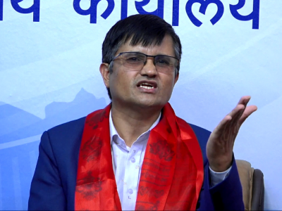 ‘११ दल नेपाली कम्युनिष्ट पार्टीमा मिल्नु भनेको ओली र सिद्धान्तको विरोध गर्नु हो’