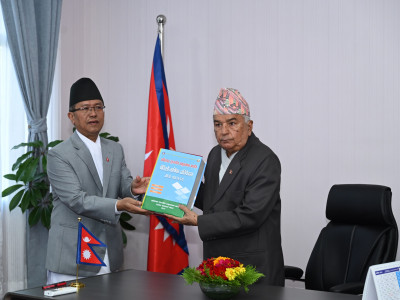 राष्ट्रपति समक्ष अख्तियारले बुझायो वार्षिक प्रतिवेदन