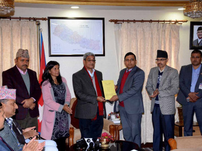 संविधान र कानुन बमोजिम नागरिकता प्राप्तिमा सहजता बनाउछौँ: गृहमन्त्री लेखक