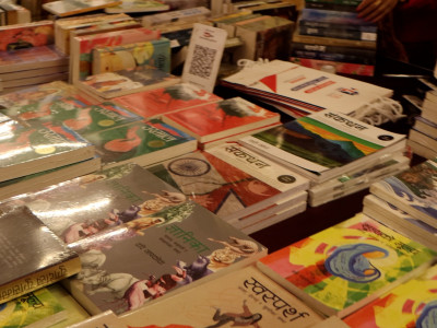 इटहरीमा घुम्ती साहित्य उत्सव, गरियो कितावहरुको चर्चा