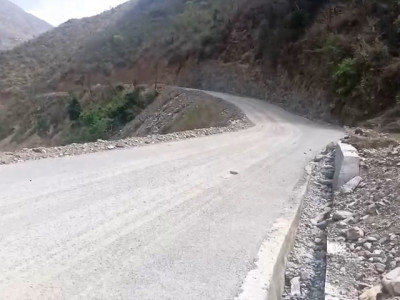 लिखु कोरिडोर सडक कालोपत्रे हुँदै, जेठसम्ममा सम्पन्न गर्ने लक्ष्य