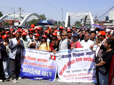 शिक्षक आन्दोलन थप चर्कियो, सिंहदरबार र वालुवाटारको कुर्सीमा काँडा उम्रिएको दाबी
