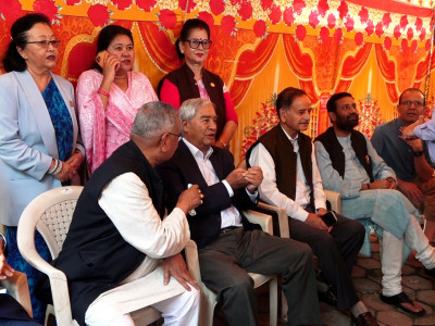 नेता शास्त्रीको निधनप्रति कांग्रेसले तीन दिनसम्म झण्डा आधा झुकाउने