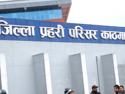 प्रहरी हिरासतमा रहेका मानिसलाई धरौटीमा छुटाइदिने भनी ९ लाख रुपैयाँ ठगी गर्ने २ जना पक्राउ