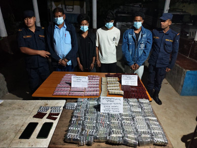 धनुषामा लागूऔषध सहित फार्मेसी सञ्चालक पक्राउ