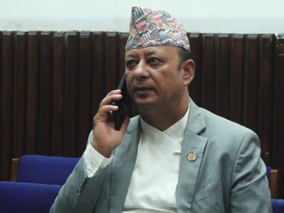 पूर्व ऊर्जामन्त्री दिपक खड्का पक्राउ