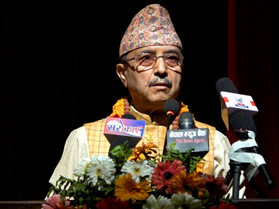सरकारले तलमाथि भएको कार्यशैली बदल्नुपर्छ : कार्यवाहक सभापति खड्का
