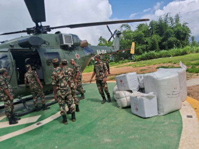 इलाम पुग्यो पहिरोपीडितलाई कोशी सरकारको राहत