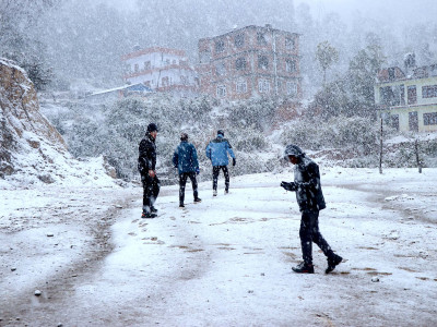 आजको मौसमः हल्का हिमपातको सम्भावना