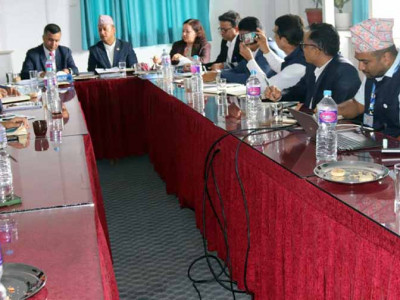 दुर्गमका जनतामा पुग्नेगरी वैकल्पिक ऊर्जालाई प्रवर्द्धन गर्नुपर्छ: ऊर्जामन्त्री