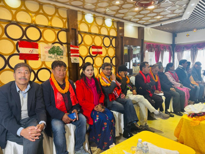 नेपाली कांग्रेस विशेष महाधिवेशनबाट गगन थापाको नेतृत्वमा सर्वसम्मत निर्वाचित कार्यसमितिको पहिलो बैठक (तस्वीरहरु)